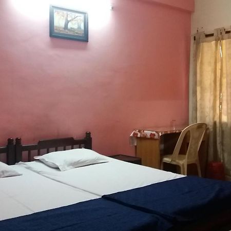 Classic Tourist Home Kochi Esterno foto
