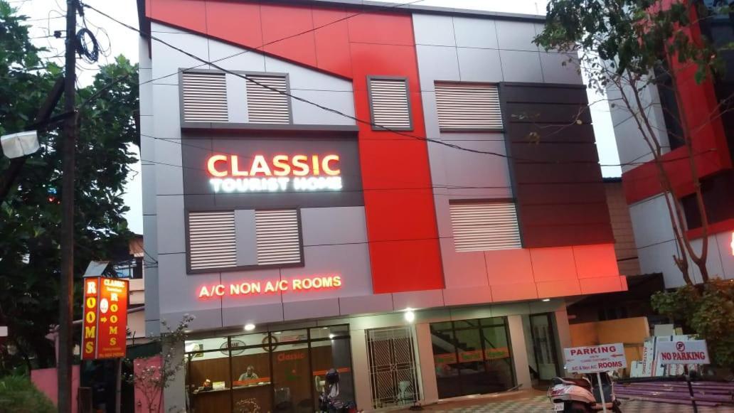 Classic Tourist Home Kochi Esterno foto